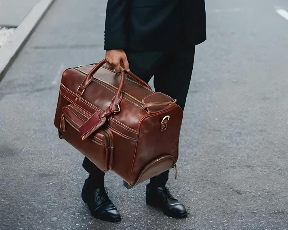 men's luggage with wheels